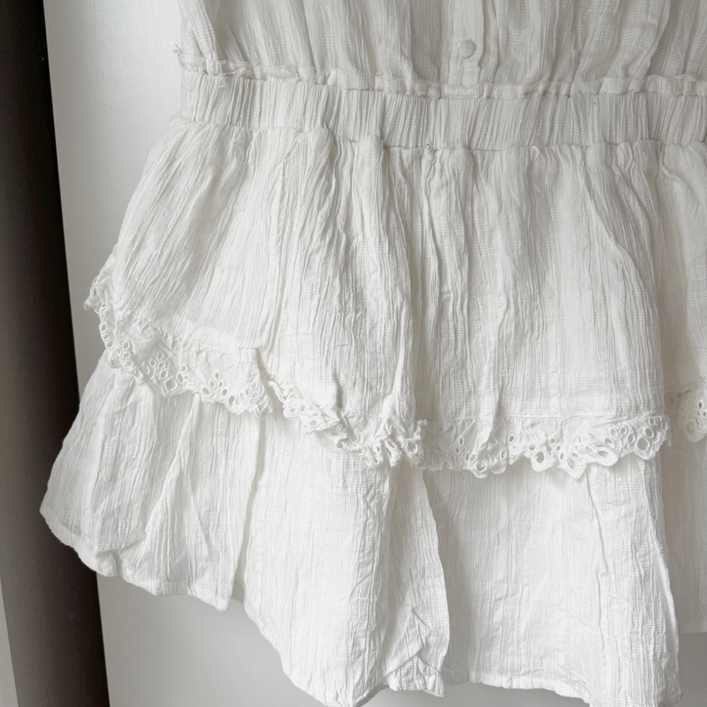 JUST ME ROMANTIC COTTAGE WHITE RUFFLE TIERED LOVESHACK MINI DRESS - Picture 8 of 9